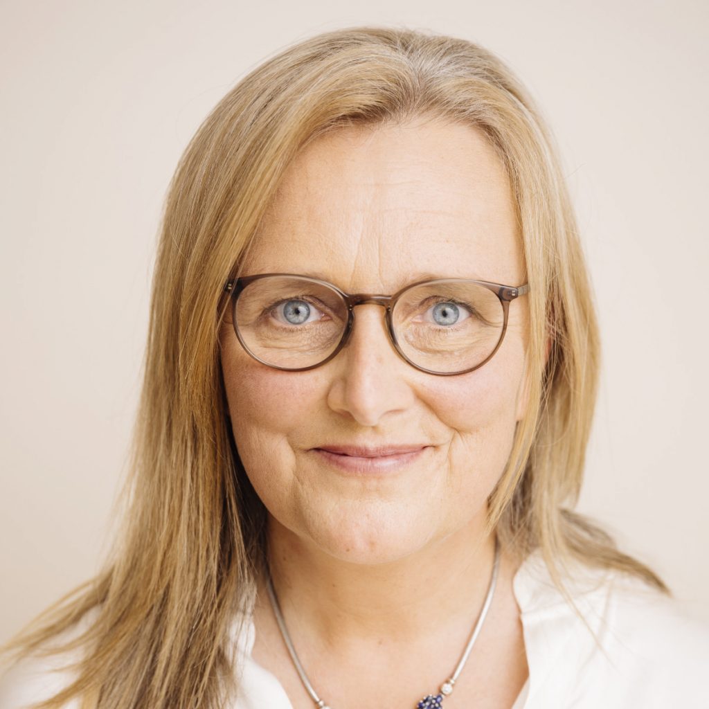 Dr.med. Esma Terlemez / Fachärztin Für Allgemeinmedizin Team – Hausarztpraxis Lindenthal